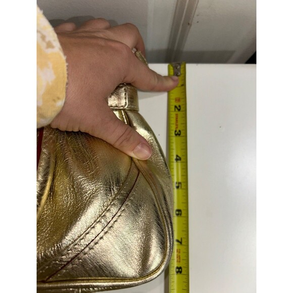Helen Welsh Vintage NWT Gold Leather Shoulder Bag - Picture 14 of 15